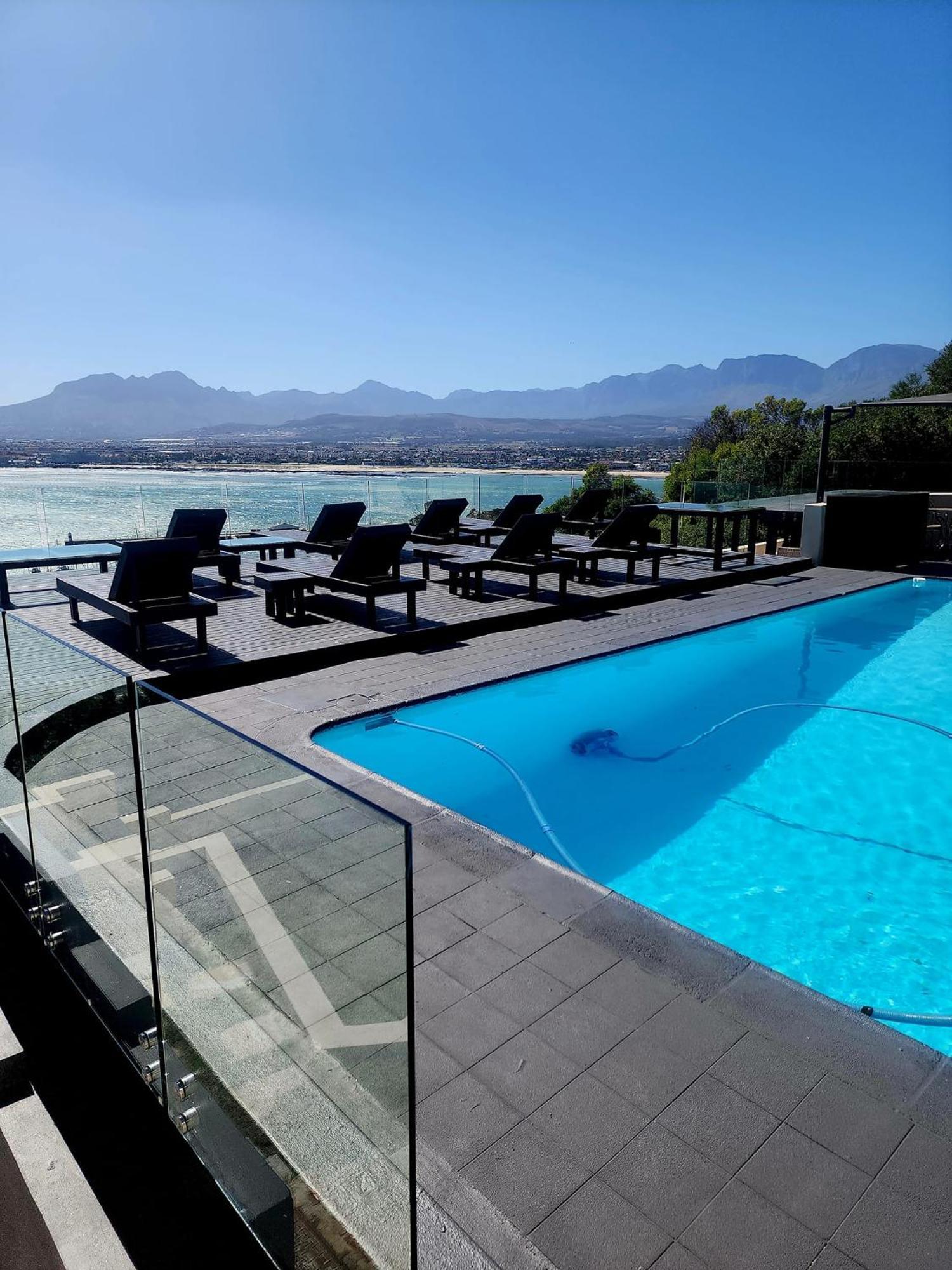 Bikini Beach Manor Gordon's Bay Eksteriør billede